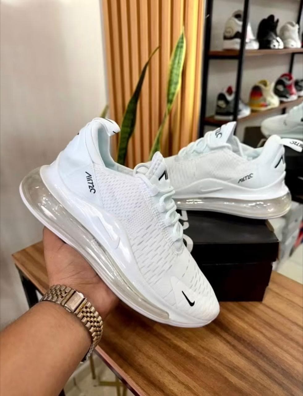 NIKE AIR MAX 720 ESSENTIAL WHITE